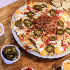 NACHOS TEXANOS CON CARNE CHILI